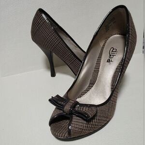 Diba Brown/Blk Houndstooth Peep-Toe Heels